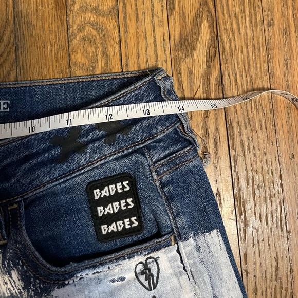 AMERICAN EAGLE | Women’s Hi-Rise Jegging Graffiti Jeans Size 6 Regular - Picture 15 of 16